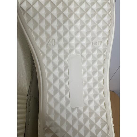 Nila & Nila Made in Italy Gray Leather Perforated Back Zip‎ Sneaker/Boot EU 40 - Picture 8 of 10